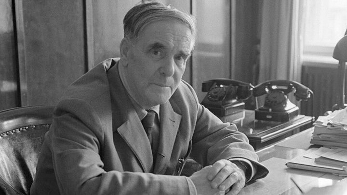 петр капица. петр леонидович капица (1894–1984). капица ученый физик. петр капица. пётр леони́дович капи́ца.