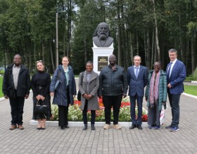 ВНИИФТРИ посетила делегация Ассоциации стандартов Республики Зимбабве